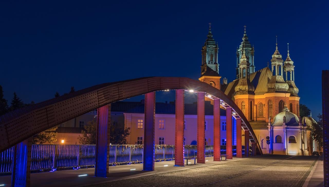 Opera Hostel Poznań Buitenkant foto